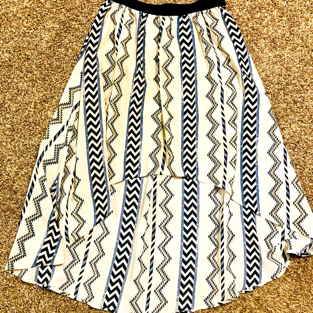 Under Skies western high low skirt size small
